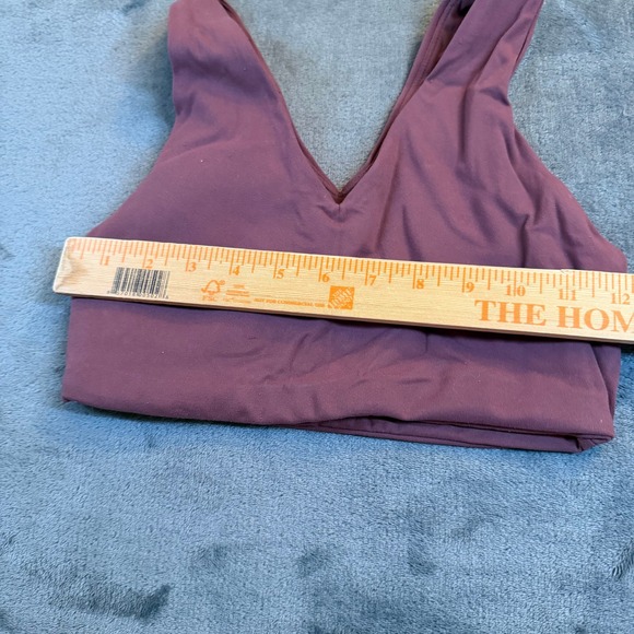 Gymshark Seamless Sports Bra Mauve Pink V Neck Womens Small Workout Athleisure - Picture 4 of 6